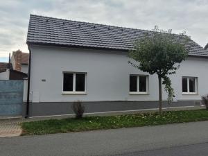 Prodej rodinného domu, Straškov-Vodochody - Straškov, 100 m2