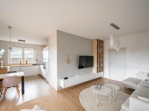 Pronájem bytu 3+kk, Praha - Řeporyje, Kakosova, 100 m2