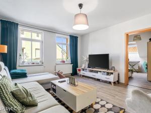 Prodej vícegeneračního domu, Osek, K. H. Borovského, 452 m2