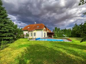 Prodej rodinného domu, Hostivice, náměstí Jana IV. z Dražic, 185 m2