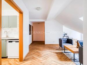 Pronájem kanceláře, Praha - Staré Město, Ovocný trh, 81 m2