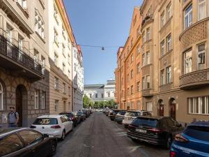 Pronájem bytu 3+kk, Praha - Bubeneč, Sochařská, 75 m2