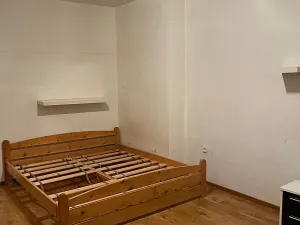 Pronájem bytu 1+kk, Liberec, Kosmonautů, 22 m2