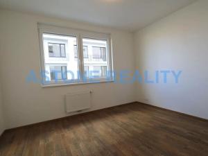 Pronájem bytu 2+kk, Praha - Vysočany, Smržových, 61 m2