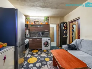 Prodej bytu 1+1, Cheb, Lomená, 35 m2