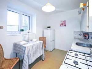 Prodej bytu 2+1, Pardubice, Sezemická, 59 m2