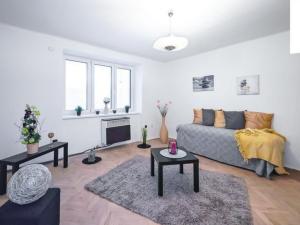 Prodej bytu 2+1, Pardubice, Sezemická, 59 m2