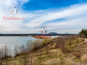 Prodej pozemku pro bydlení, Bechlín, 1430 m2