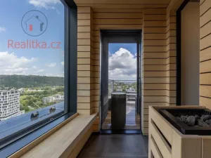 Prodej atypického bytu, Praha - Modřany, Československého exilu, 124 m2