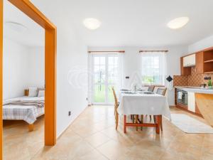 Prodej rodinného domu, Frymburk, 118 m2