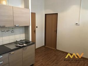 Pronájem bytu 1+1, Pardubice - Zelené Předměstí, Milheimova, 39 m2