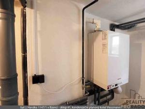 Pronájem bytu 3+1, Bzenec, J. Hanáka, 83 m2