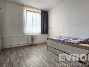 Prodej bytu 3+1, Pardubice - Zelené Předměstí, Karla IV., 76 m2