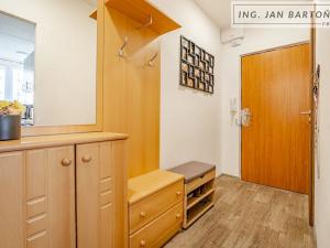 Pronájem bytu 2+1, Jihlava, Vančurova, 58 m2