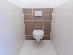 Pronájem bytu 2+kk, Praha - Hostivař, Horolezecká, 56 m2