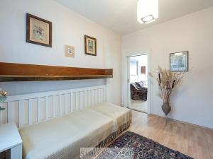 Pronájem bytu 3+1, Praha - Vršovice, Novorossijská, 71 m2