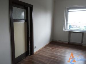 Pronájem bytu 3+1, Chomutov, Dobrovského, 80 m2