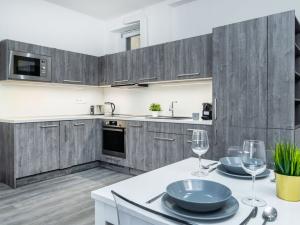 Prodej bytu 2+kk, Praha - Nové Město, Opletalova, 44 m2