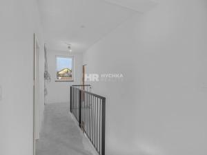 Prodej bytu 5+1, Rudná, Masarykova, 148 m2