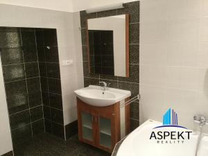 Pronájem bytu 3+kk, Praha - Bubeneč, Jugoslávských partyzánů, 121 m2