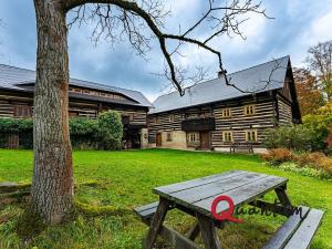 Prodej rodinného domu, Ždírec, 336 m2