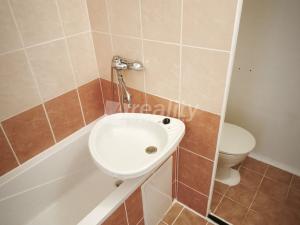 Pronájem bytu 1+1, Náměšť nad Oslavou, 33 m2