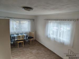 Pronájem chaty, Šternberk, 40 m2