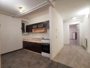 Pronájem bytu 1+1, Meziboří, Okružní, 40 m2