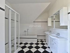 Pronájem vily, Průhonice, 400 m2