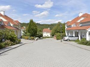 Pronájem vily, Praha - Nebušice, K vinicím, 288 m2