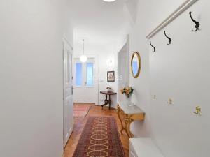 Pronájem bytu 3+1, Praha - Staré Město, Konviktská, 112 m2