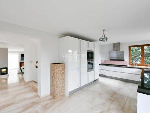 Pronájem vily, Choteč, 190 m2