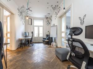 Pronájem kanceláře, Praha - Vinohrady, Mánesova, 261 m2