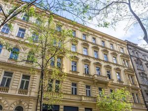 Pronájem kanceláře, Praha - Vinohrady, Mánesova, 261 m2