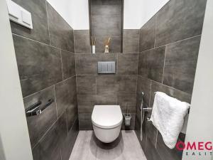 Prodej vily, Praha - Hostivař, Kozinovo náměstí, 213 m2