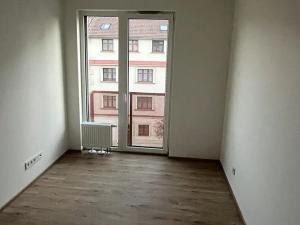Pronájem bytu 3+kk, Liberec, Na Perštýně, 70 m2