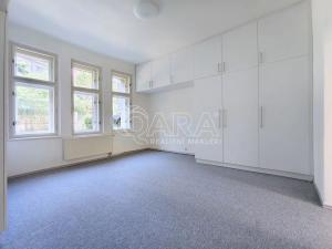 Pronájem bytu 2+kk, Praha - Vinohrady, Květná, 45 m2