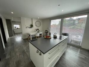 Prodej rodinného domu, Šardice, 300 m2