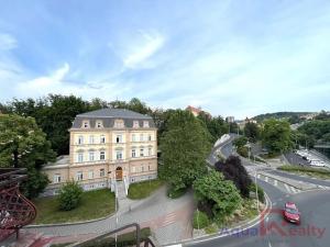 Pronájem bytu 1+1, Karlovy Vary, nábřeží Jana Palacha, 58 m2