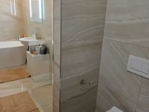 Prodej bytu 2+kk, Praha - Vysočany, Spojovací, 50 m2