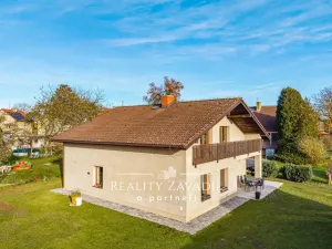 Prodej rodinného domu, Senohraby, U dálnice, 204 m2