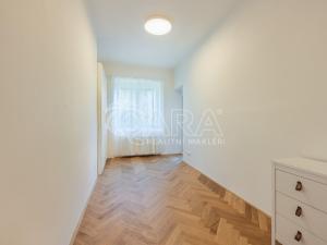 Pronájem bytu 3+1, Praha - Braník, Na Mlejnku, 70 m2