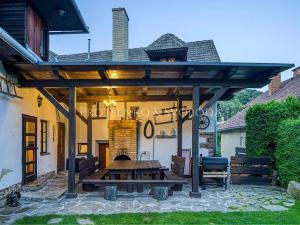 Prodej apartmánu, Dalečín, 536 m2