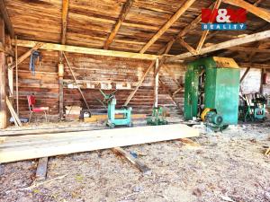 Prodej výrobních prostor, Vroutek - Vrbička, 308 m2