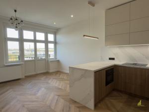 Pronájem bytu 3+kk, Praha - Libeň, Sokolovská, 93 m2