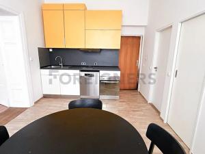 Pronájem bytu 2+kk, Praha - Smíchov, Staropramenná, 50 m2
