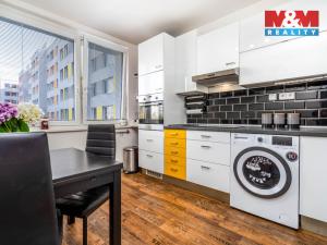 Prodej bytu 3+1, Praha - Černý Most, Kpt. Stránského, 73 m2