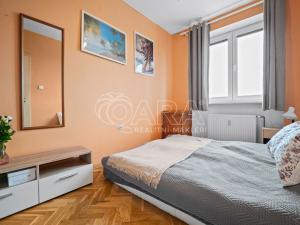 Prodej bytu 3+1, Praha - Horní Počernice, Běchorská, 66 m2