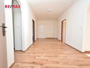 Prodej bytu 3+1, Otvovice, 192 m2