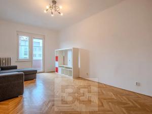 Pronájem bytu 2+1, Praha - Holešovice, Dělnická, 44 m2